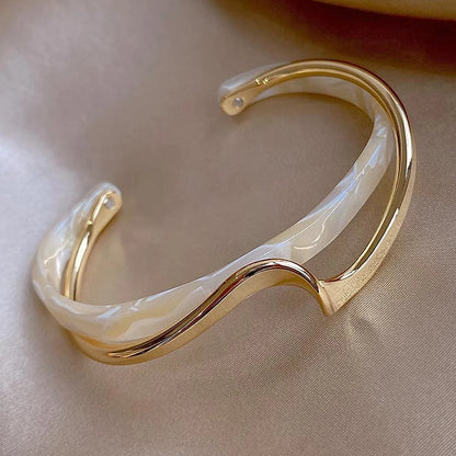 Aurora Wave - Elegant Bracelet Jewelry