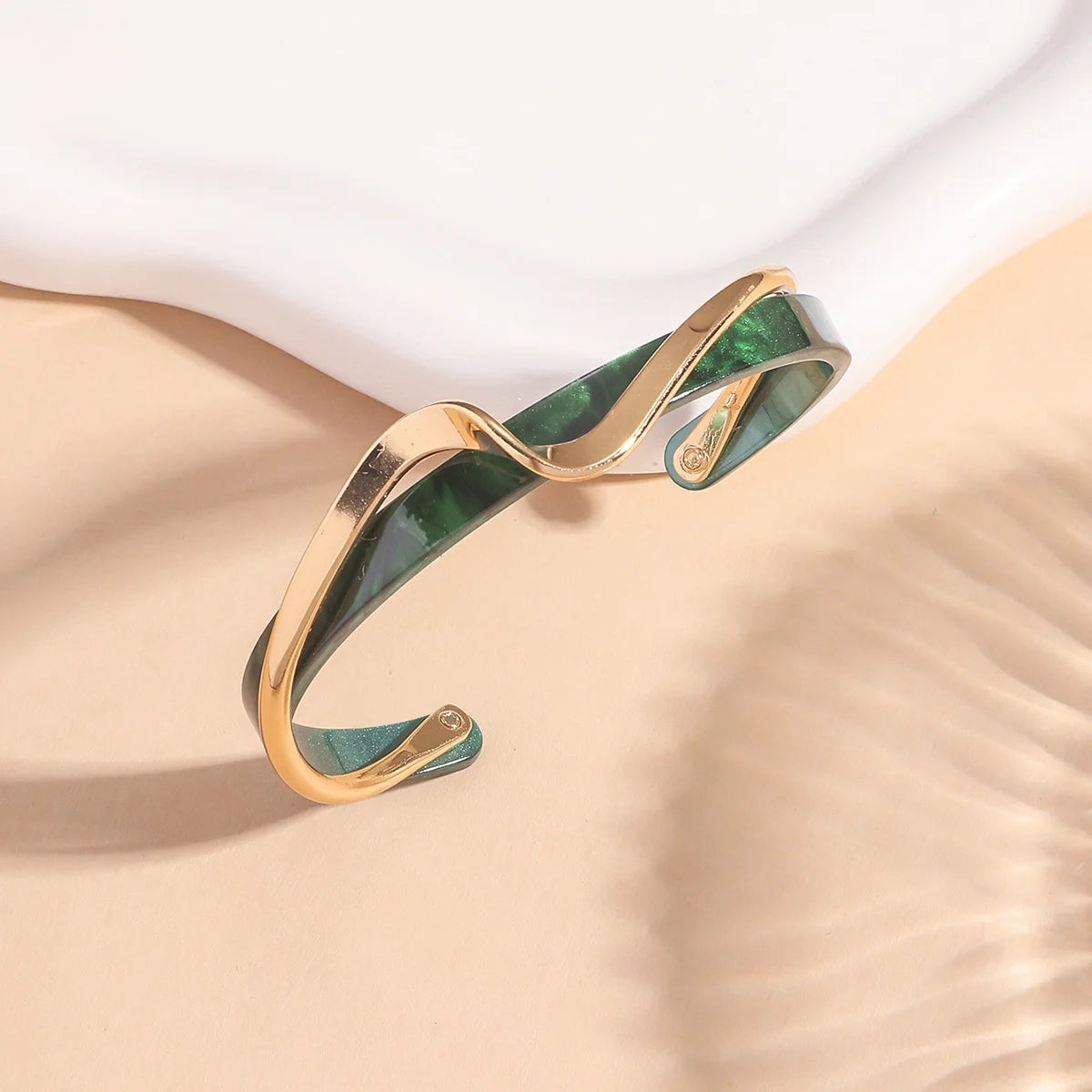 Aurora Wave - Elegant Bracelet Jewelry