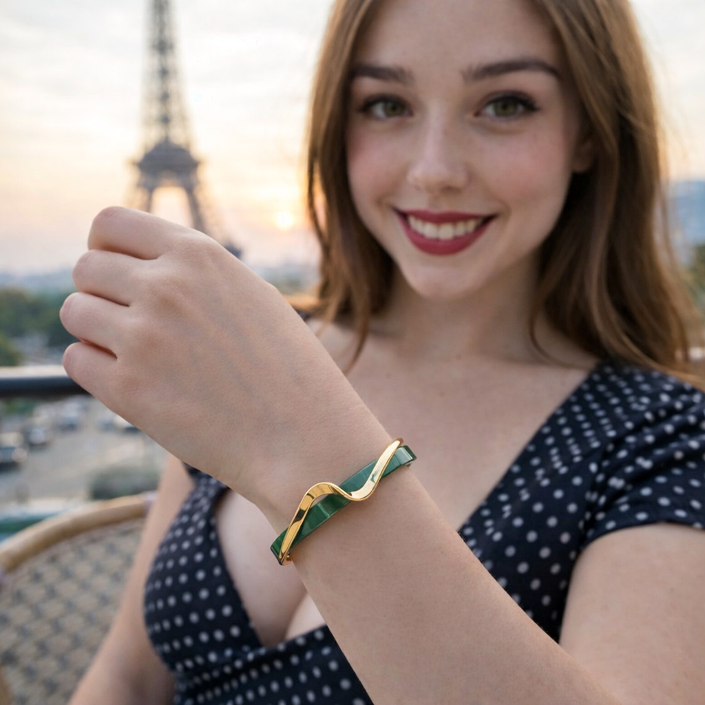 Aurora Wave - Elegant Bracelet Jewelry